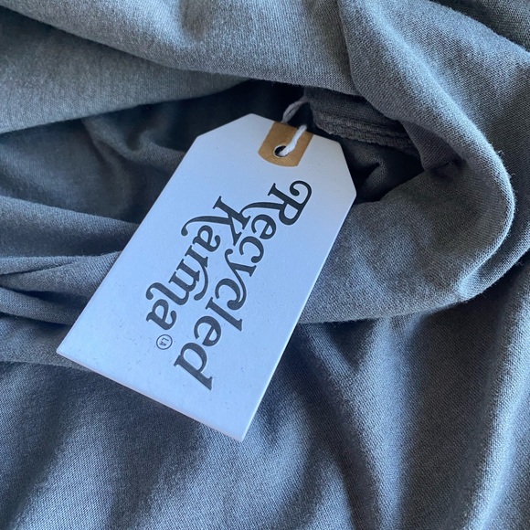 Recycled karma Def Leppard band tee - Picture 5 of 5